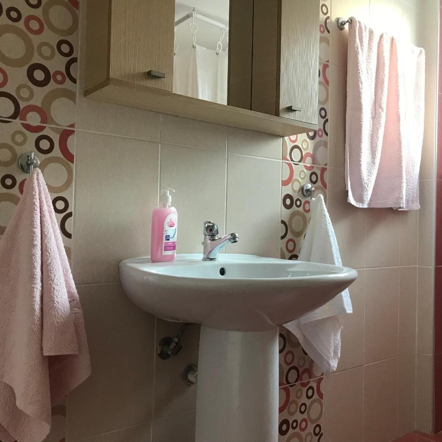 Traditional Full Equipment House Appartement Adamantas  Buitenkant foto