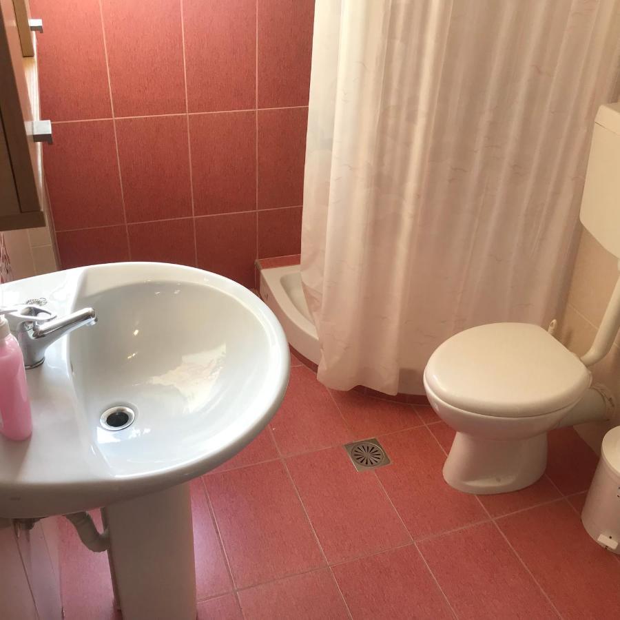 Traditional Full Equipment House Appartement Adamantas  Buitenkant foto